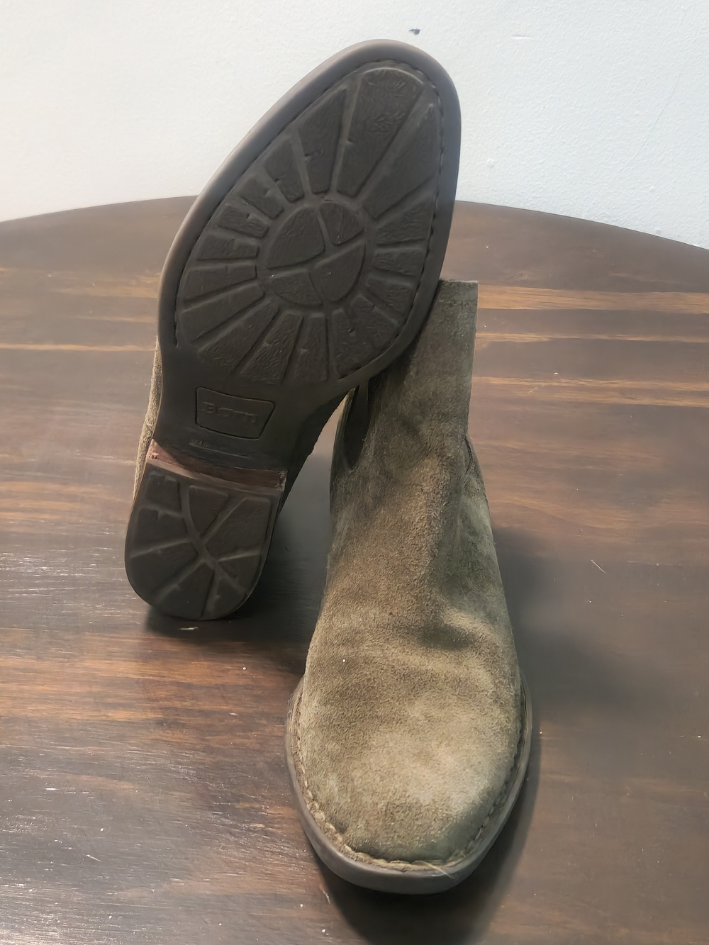 Børn Casco Olive Green Chelsea Boots | Suede & Full-Grain Leather | 6M - Picture 9 of 10